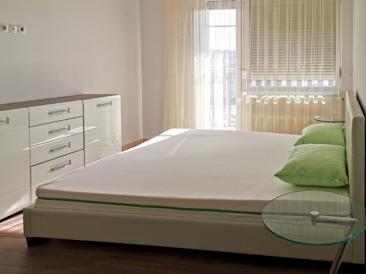 Ultracentral-Luxury Piata Victoriei Apartment Тиргу-Муреш Екстер'єр фото