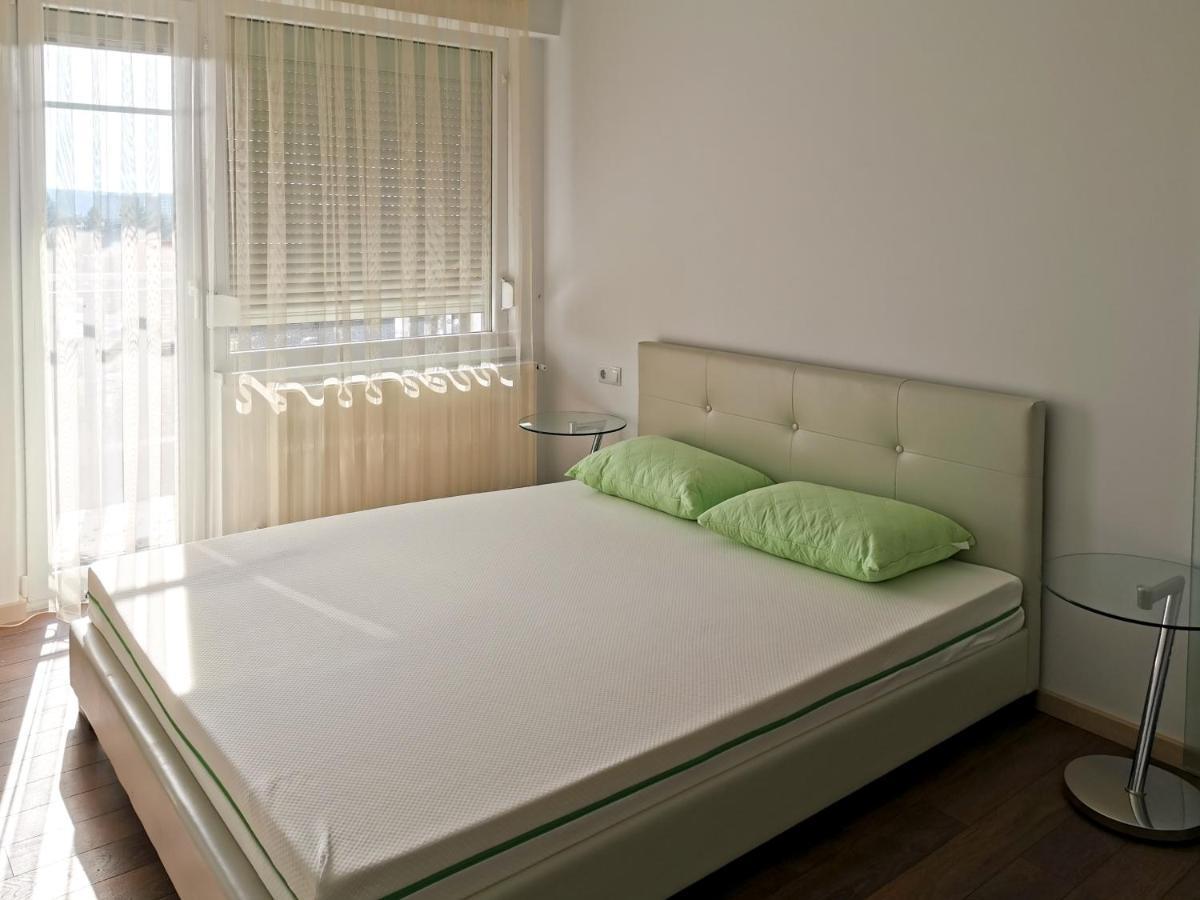 Ultracentral-Luxury Piata Victoriei Apartment Тиргу-Муреш Екстер'єр фото